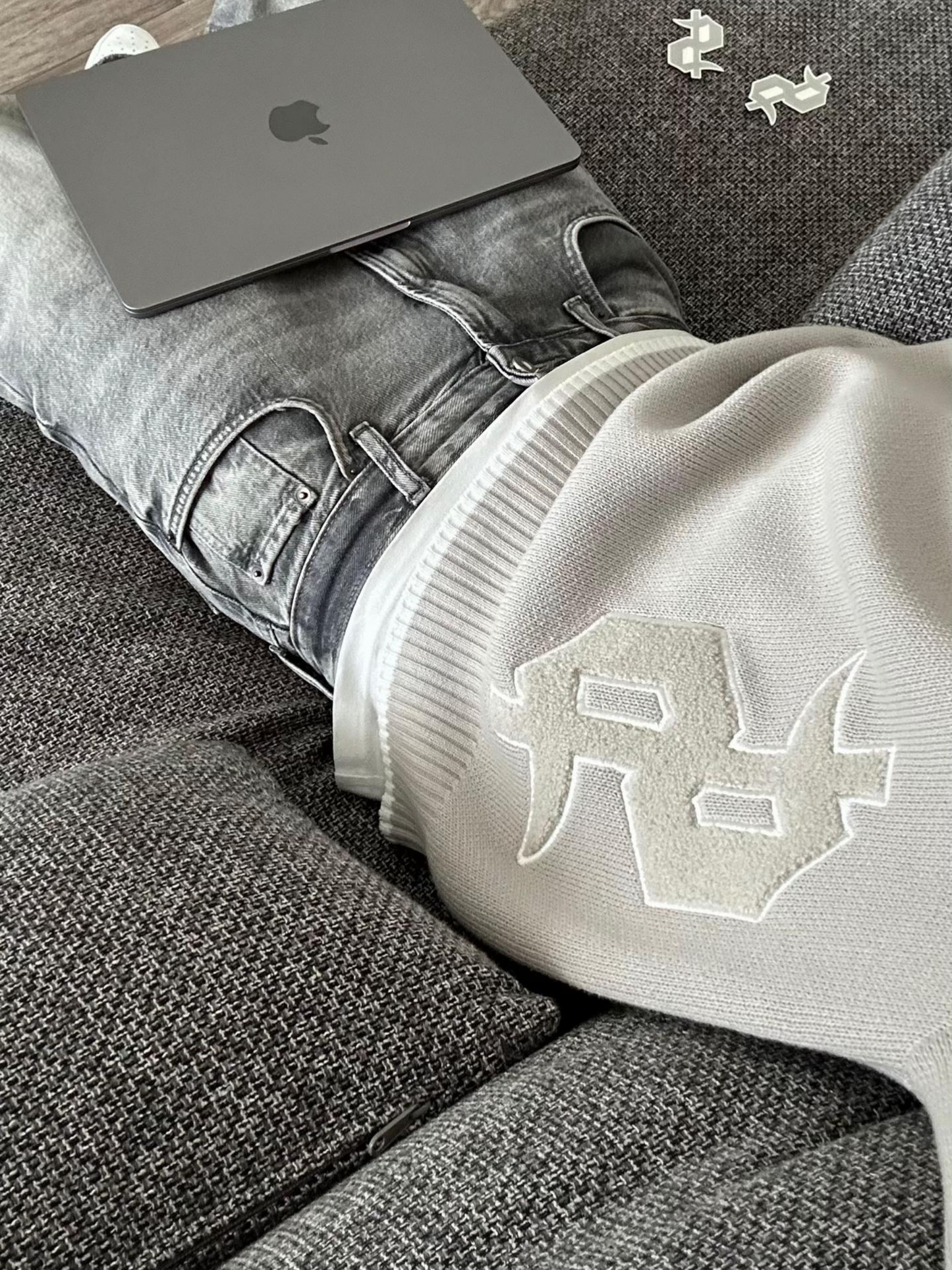 SUÉTER BUY HAPPINESS